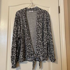 Chico’s Leopard Tie Front Top Size 3 (XL ) Animal Print Gray Black Modern Chic